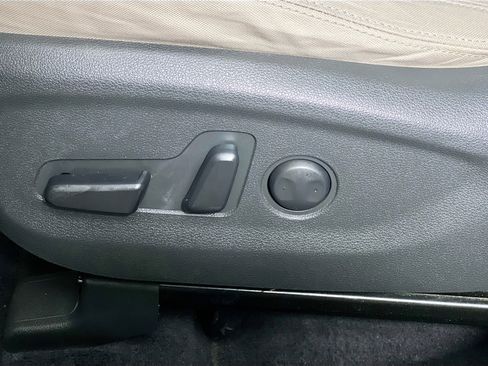 Used 2018 Hyundai Tucson SEL w/ Cargo Package image 15