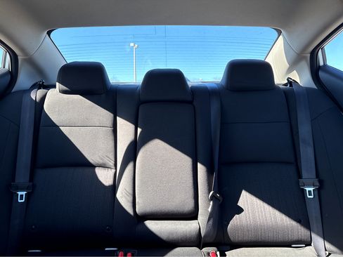 Used 2023 Nissan Altima 2.5 SV image 5