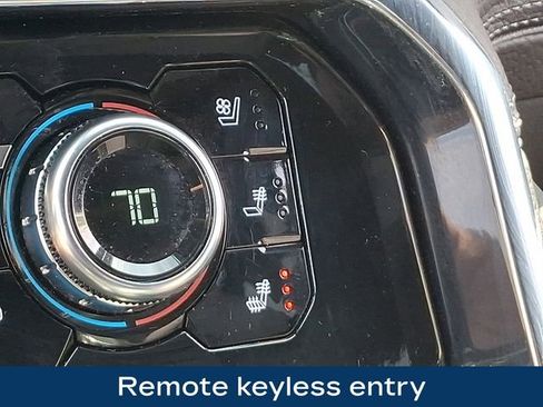 Used 2024 GMC Sierra 1500 Denali w/ Technology Package AWD/4WD image 16