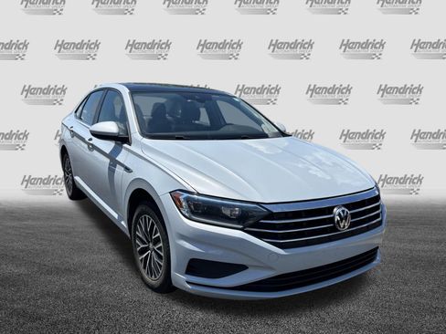 Used 2019 Volkswagen Jetta SEL FWD image 3