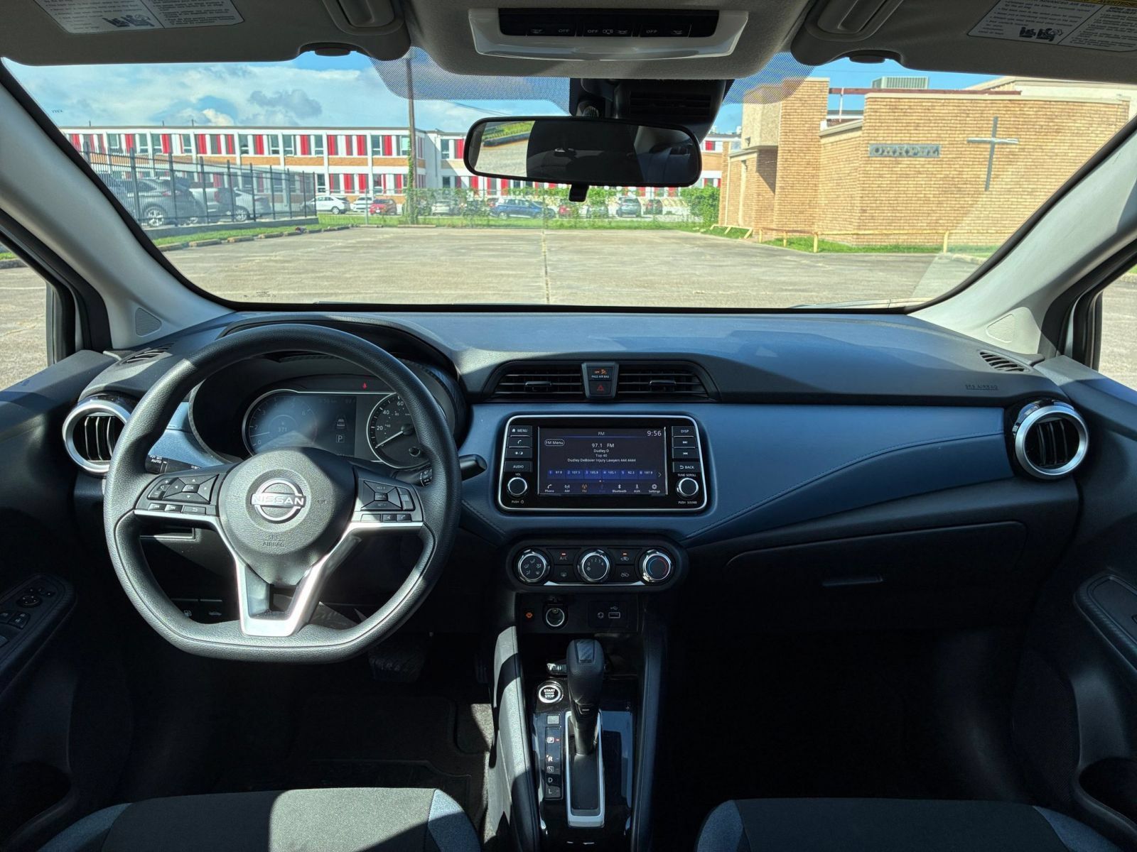 Used 2025 Nissan Versa SV FWD image 30