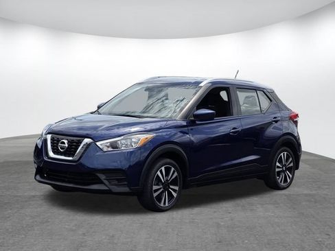 Used 2018 Nissan Kicks SV FWD image 7