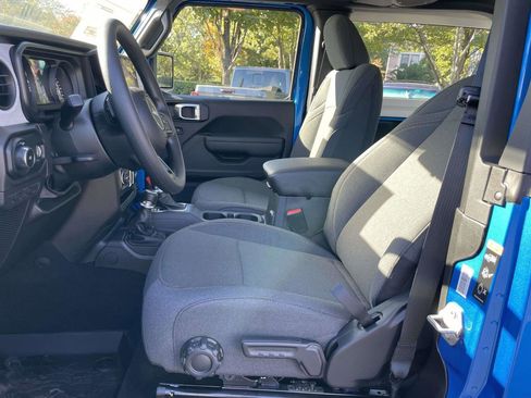 New 2026 Jeep Wrangler Sport AWD/4WD image 24