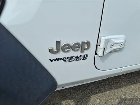 Used 2018 Jeep Wrangler Sport image 4