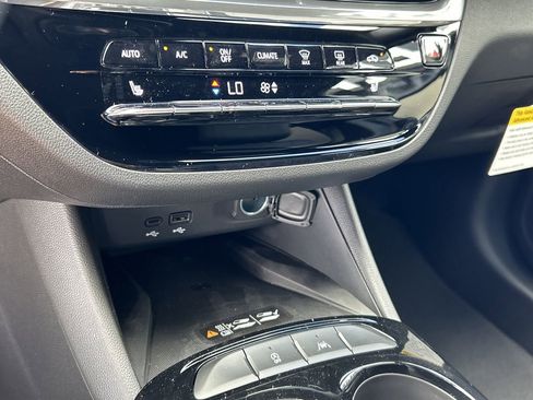 New 2026 Buick Envista Avenir image 25