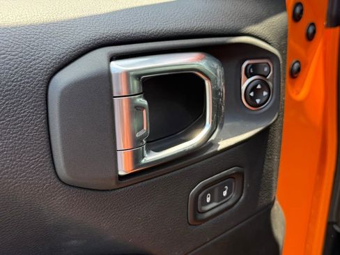 New 2025 Jeep Wrangler Unlimited Rubicon 392 image 12