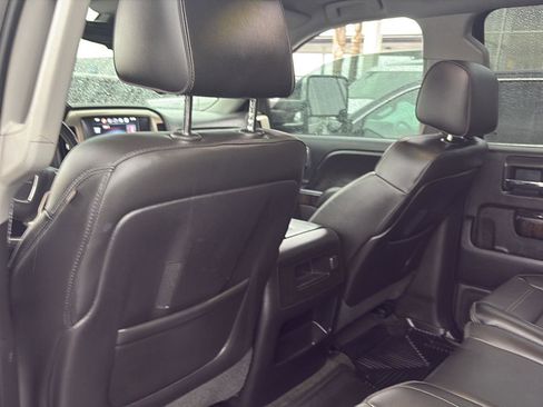 Used 2015 GMC Sierra 3500 Denali w/ Duramax Plus Package image 36