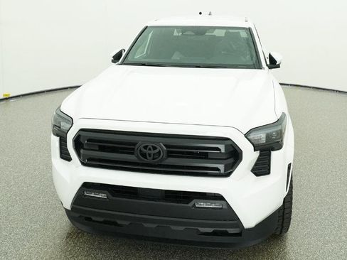 New 2026 Toyota Tacoma SR5 RWD image 46