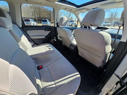 Used 2017 Subaru Forester 2.5i Premium w/ All-Weather Package image 44
