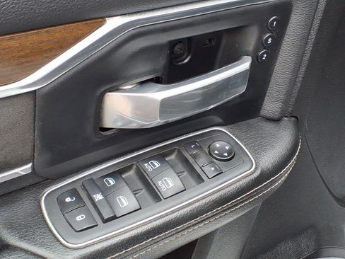 Used 2022 RAM 3500 Laramie AWD/4WD image 15