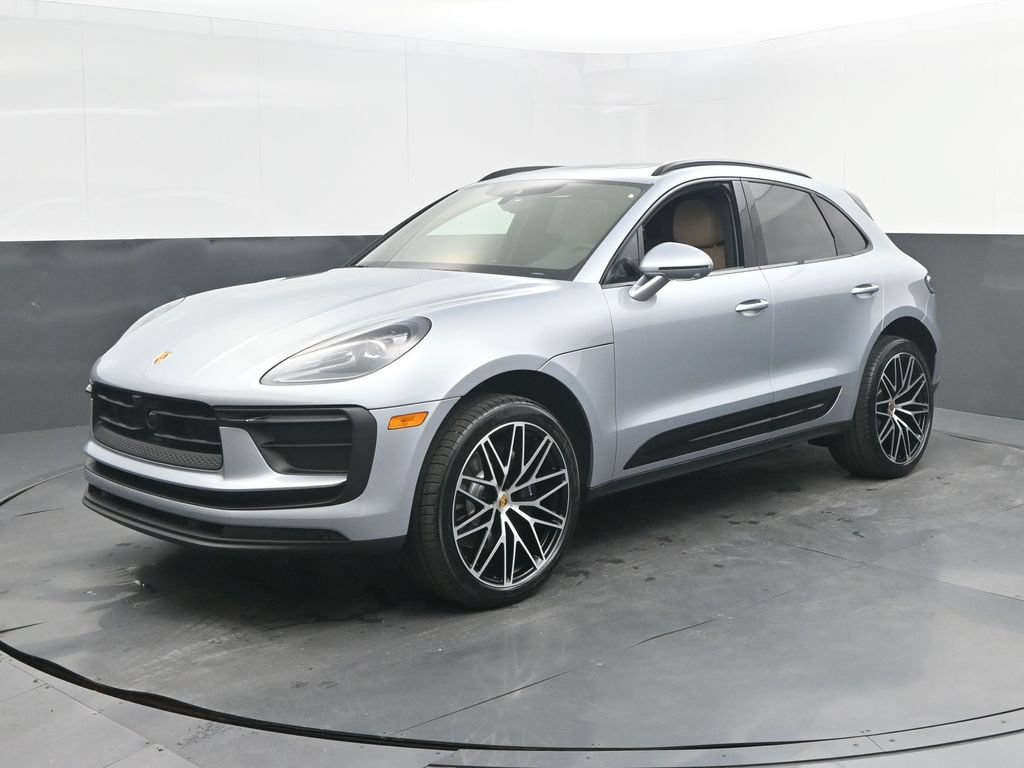 New 2026 Porsche Macan AWD/4WD image 1