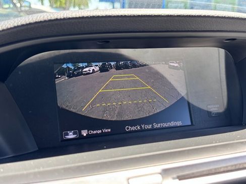 Used 2016 Honda Accord Touring image 15