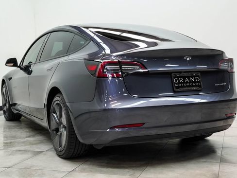 Used 2022 Tesla Model 3 Long Range AWD/4WD image 11