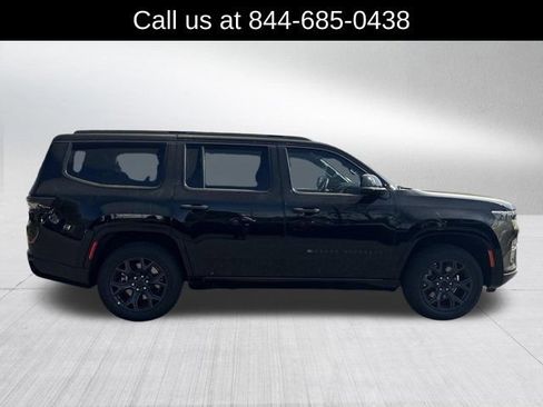 New 2026 Jeep Grand Wagoneer Limited w/ Premium Group II AWD/4WD image 4