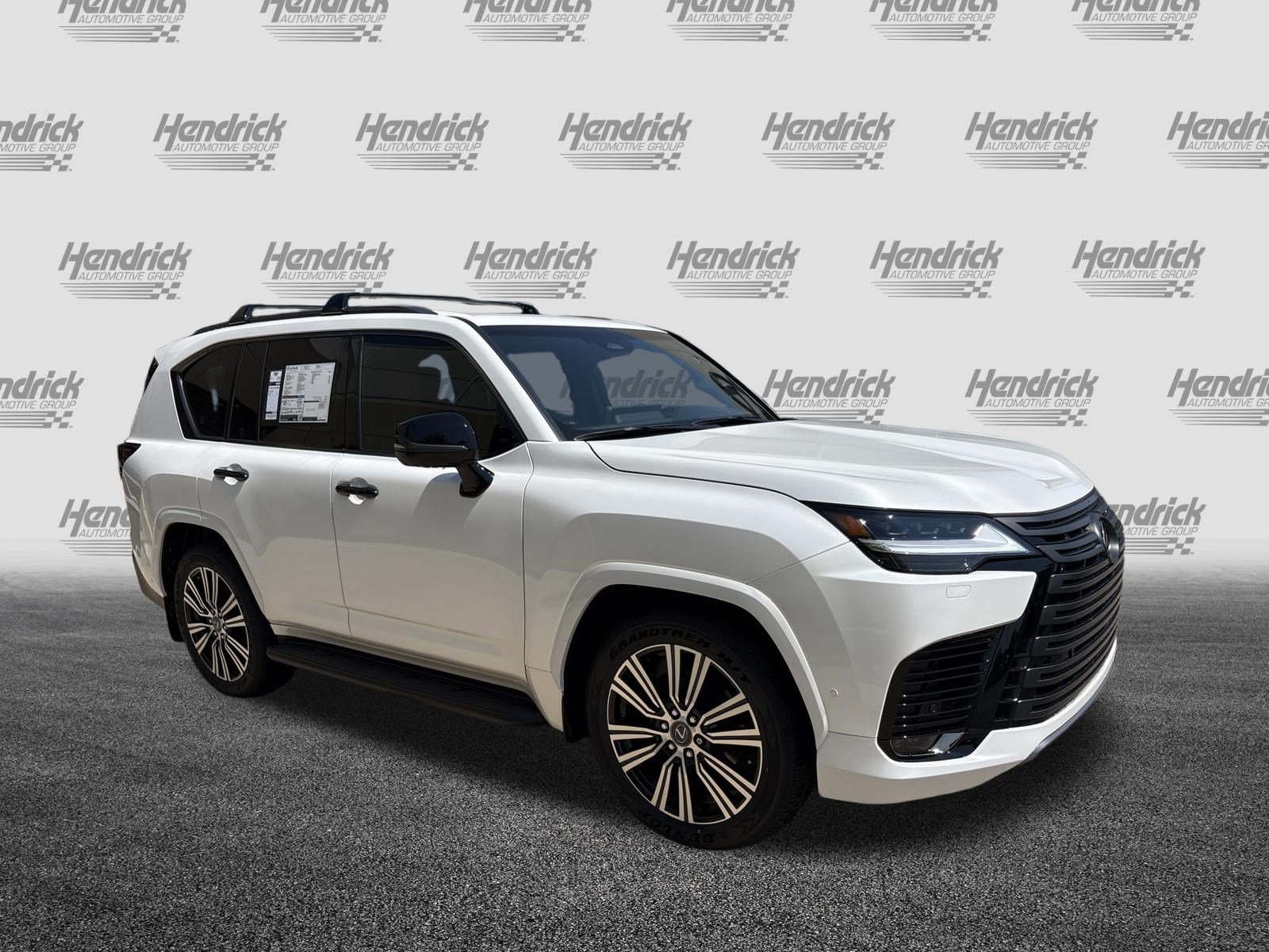 Used 2026 Lexus LX 700h Luxury w/ Appearance Package AWD/4WD image 2