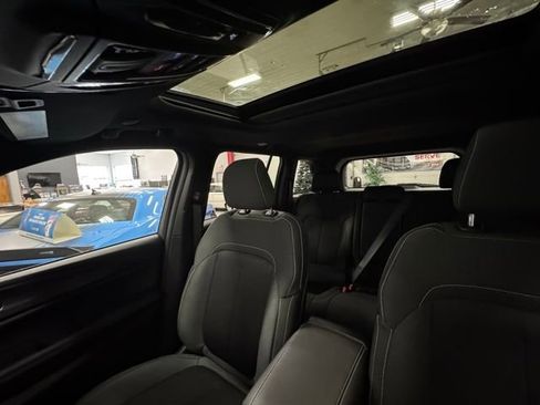 New 2025 Jeep Grand Cherokee Laredo X w/ Luxury Tech Group I image 26