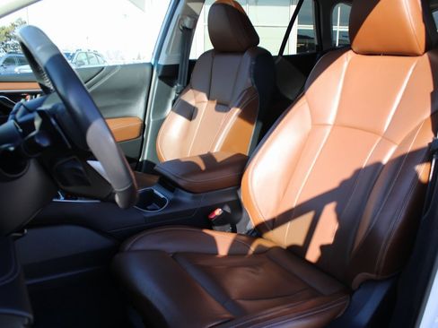 Used 2020 Subaru Outback Touring XT image 10