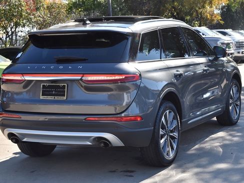 Used 2022 Lincoln Corsair Reserve w/ Equipment Group 201A image 8