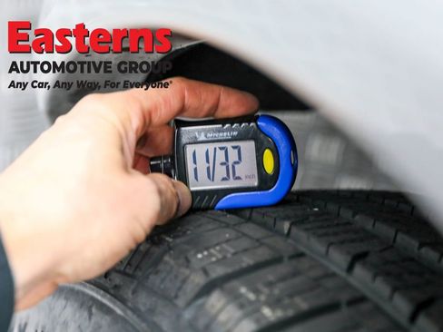 Used 2023 Nissan Armada SL image 34