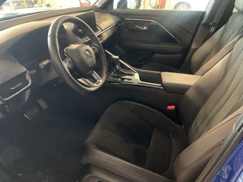 Used 2025 Acura ADX A-Spec image 13