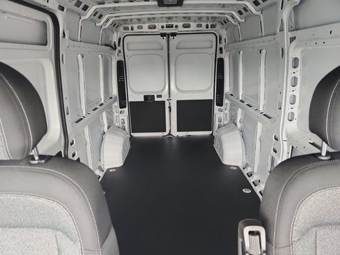 New 2026 RAM ProMaster 2500 w/ Convenience Group FWD image 20