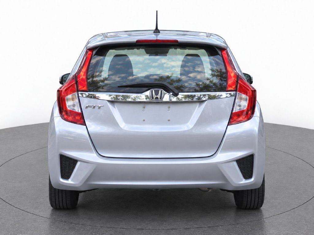 Used 2015 Honda Fit image 4