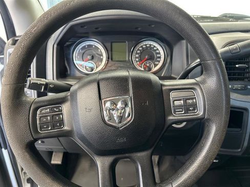 Used 2017 RAM 3500 Tradesman w/ Chrome Appearance Group image 15