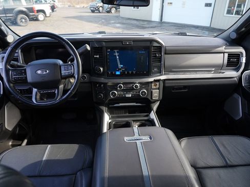 Used 2025 Ford F350 Platinum image 28