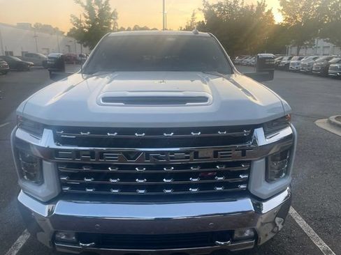 Used 2023 Chevrolet Silverado 2500 LTZ w/ LTZ Premium Package AWD/4WD image 5