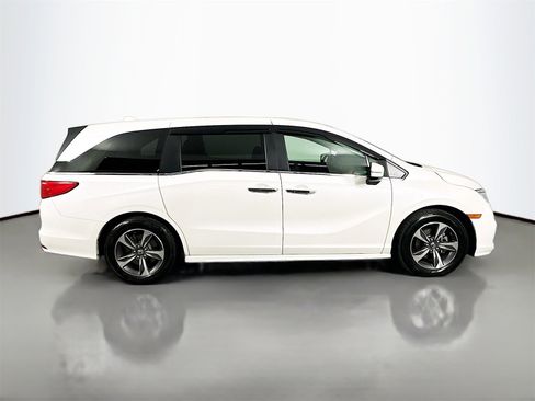 Used 2018 Honda Odyssey Touring image 8