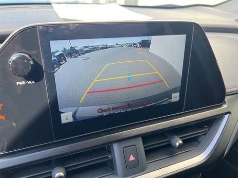 Used 2024 Lexus UX 250h F Sport image 16