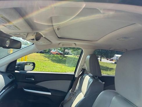Used 2015 Honda CR-V Touring image 29