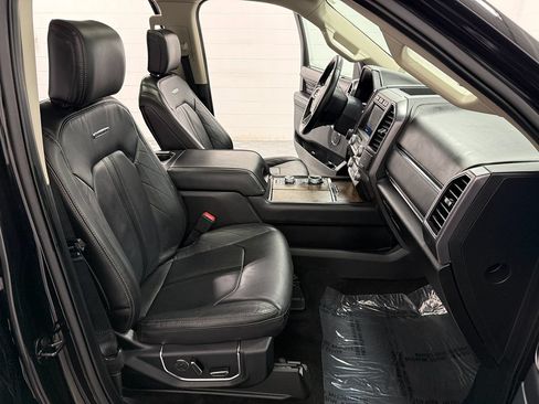 Used 2021 Ford Expedition Max Platinum AWD/4WD image 16