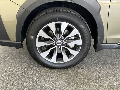 Certified 2025 Subaru Outback Limited AWD/4WD image 28