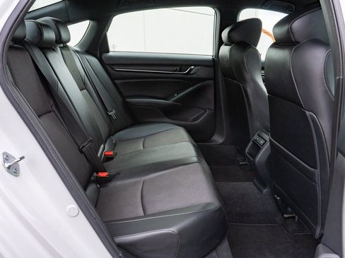 Certified 2022 Honda Accord Sport image 11