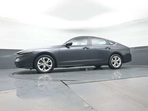 Certified 2023 Honda Accord LX image 32