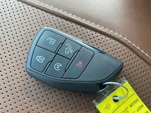 Used 2024 GMC Sierra 2500 Denali Ultimate image 43