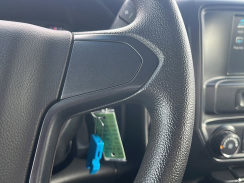 Used 2017 Chevrolet Silverado 1500 Custom w/ Custom Convenience Package image 26