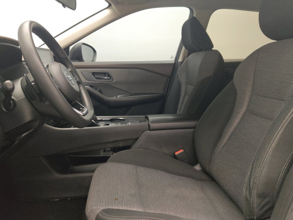Used 2021 Nissan Rogue S FWD image 17