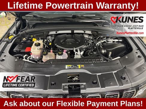 Used 2023 Jeep Grand Cherokee Overland w/ Luxury Tech Group IV image 30