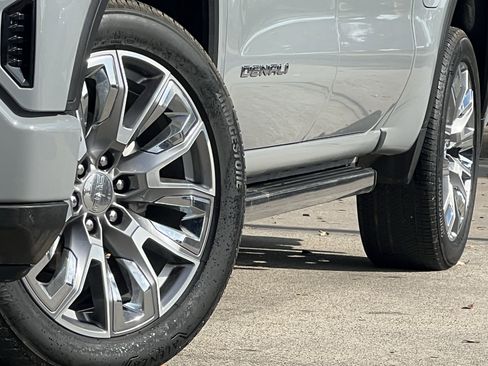 Used 2024 GMC Sierra 1500 Denali Ultimate image 8