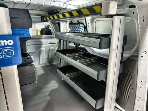 Used 2023 Ford Transit Connect XL image 21