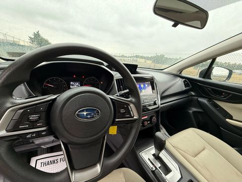 Used 2018 Subaru Impreza 2.0i Premium image 6