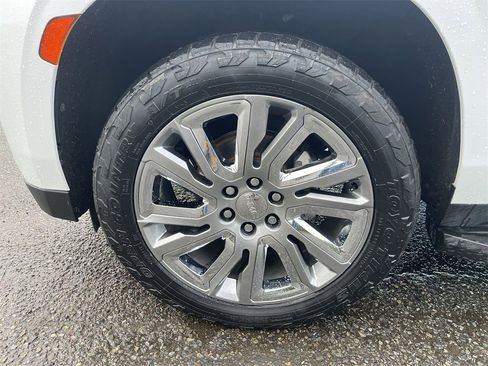 Used 2021 GMC Yukon XL SLT image 33