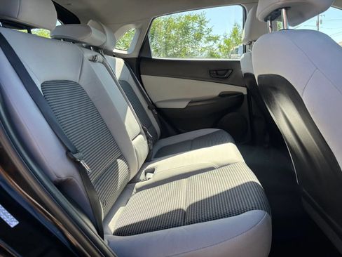Used 2023 Hyundai Kona SE w/ Cargo Package AWD/4WD image 19