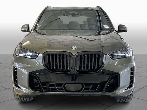 New 2026 BMW X5 sDrive40i image 3