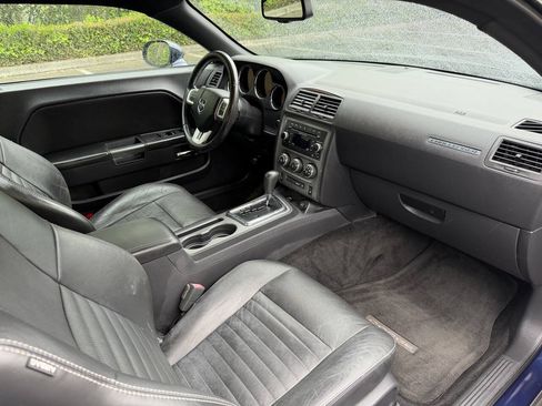 Used 2013 Dodge Challenger R/T RWD image 14