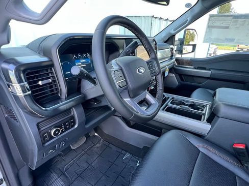 New 2026 Ford F250 Lariat w/ Chrome Package image 12
