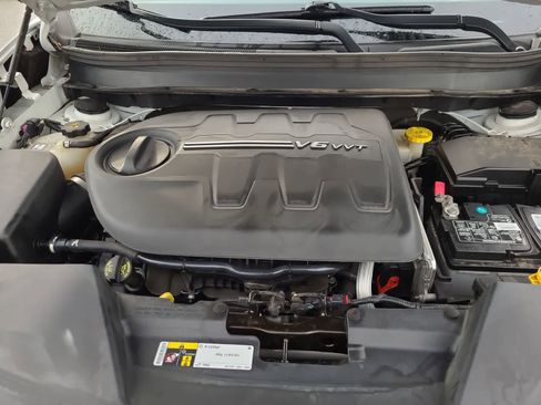 Used 2016 Jeep Cherokee Trailhawk w/ Comfort/Convenience Group image 17