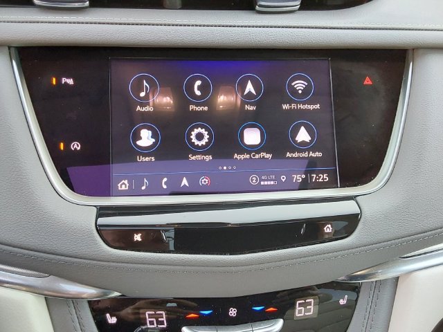 Used 2024 Cadillac XT5 Premium Luxury w/ LPO, Floor Liner Package AWD/4WD image 33